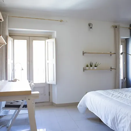 Suncity Flat Mitjana Apartment