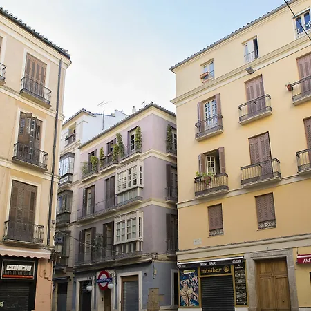 Suncity Flat Mitjana Malaga