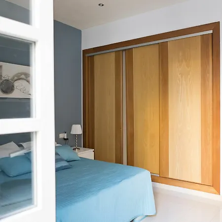 Suncity Flat Mitjana Malaga